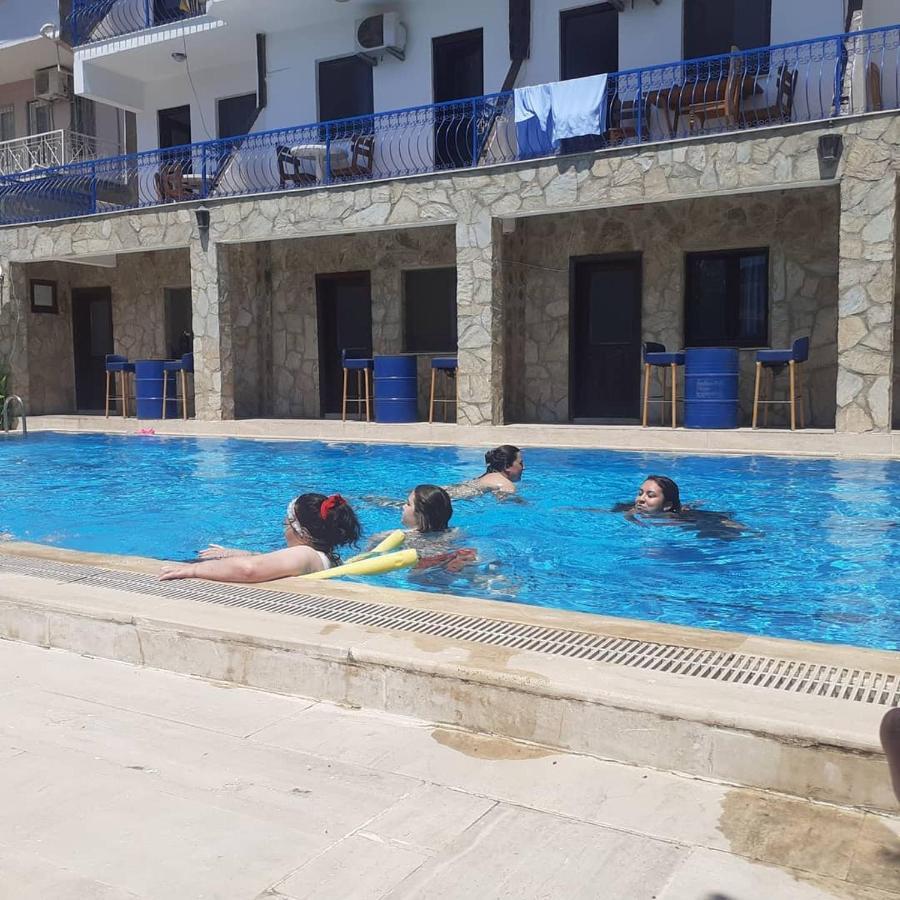 Ada Blue Star Apart Otel Aidim Exterior foto